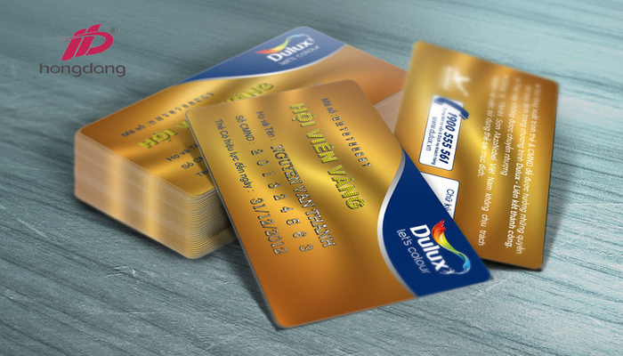 Thẻ hội viên vàng là 10 mẫu thẻ nhựa đơn giản cho công ty